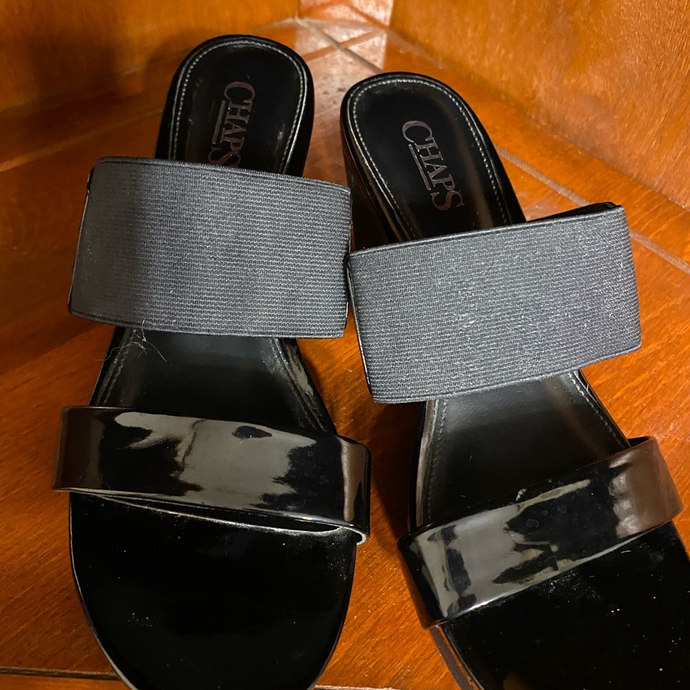 Chaps two strap Rhoda wedge heels. Size 7.5 medium - Picture 13 of 15